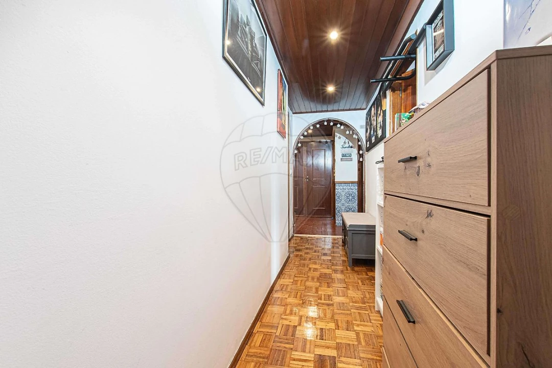 Apartamento T2 para Venda em Queluz e Belas Foto 10