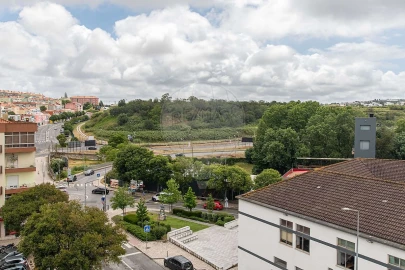 Apartamento T2 para Venda em Queluz e Belas