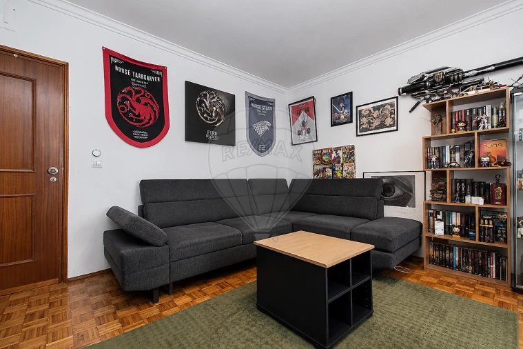 Apartamento T2 para Venda em Queluz e Belas Foto 6