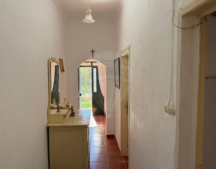 Moradia T2 para Venda em Esperança Foto 4