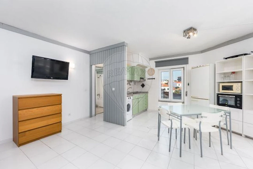 Apartamento T0 para Venda em Costa da Caparica Foto 9