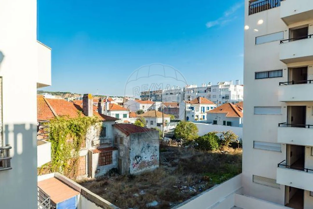 Apartamento T0 para Venda em Costa da Caparica Foto 10