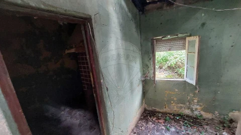 Moradia T4 para Venda em Chão de Couce