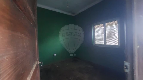 Moradia T4 para Venda em Chão de Couce