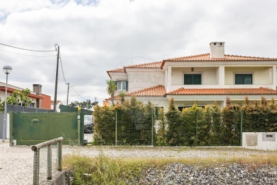 Moradia T3 para Venda em Azeitão (São Lourenço e São Simão)