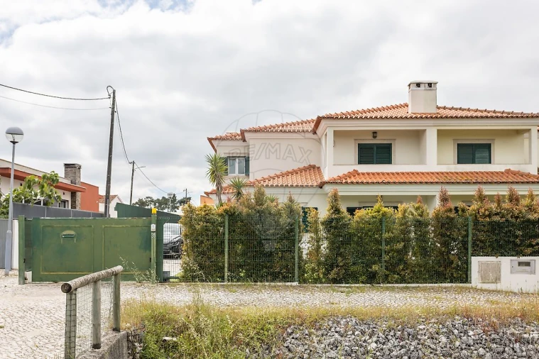 Moradia T3 para Arrendamento em Azeitão (São Lourenço e São Simão) Foto 32