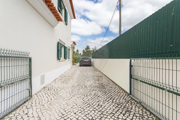 Moradia T3 para Arrendamento em Azeitão (São Lourenço e São Simão) Foto 34