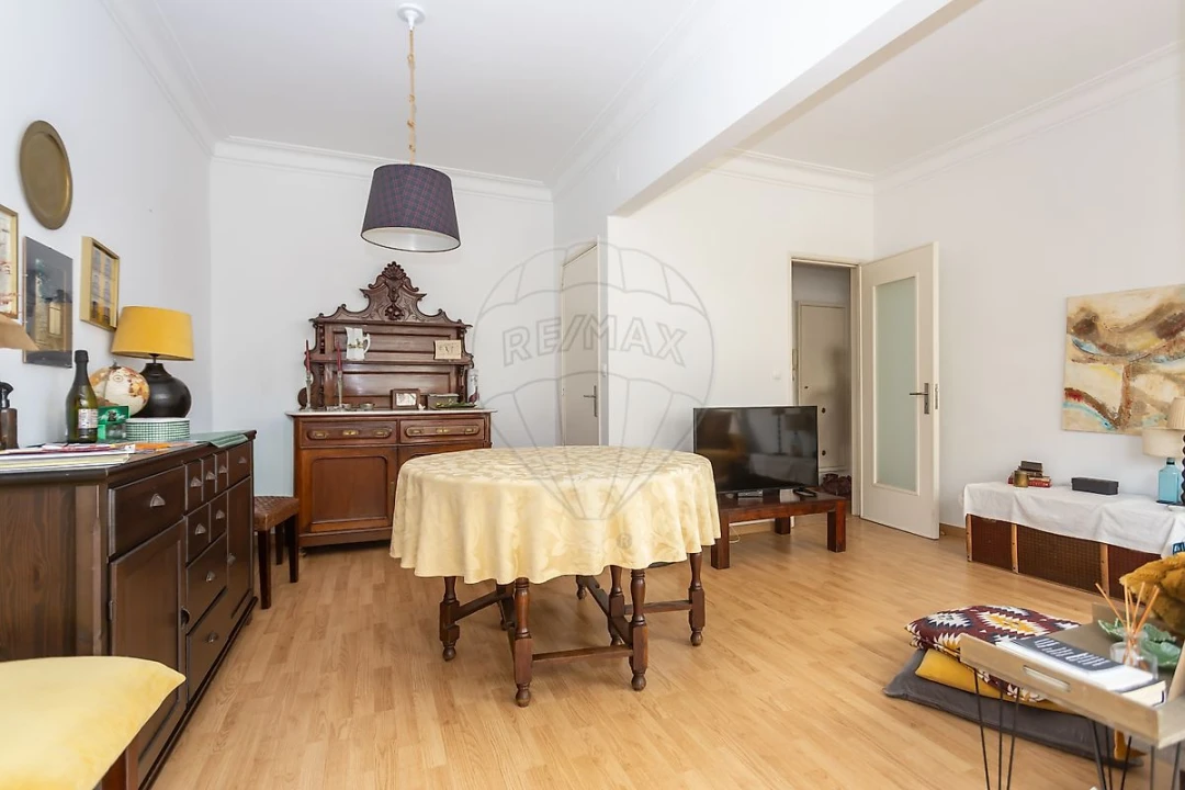 Apartamento T1 para Venda em Ajuda Foto 20