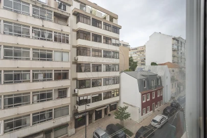 Apartamento T1 para Venda em Ajuda