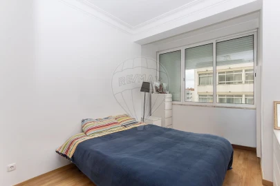 Apartamento T1 para Venda em Ajuda
