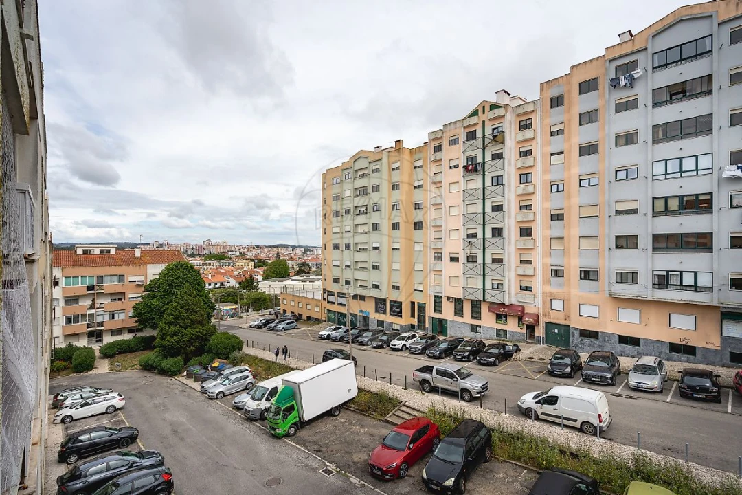 Apartamento T2 para Venda em Algueirão-Mem Martins Foto 20