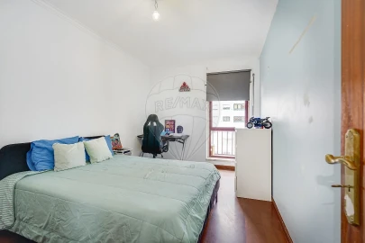Apartamento T2 para Venda em Algueirão-Mem Martins