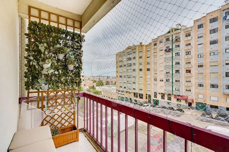 Apartamento T2 para Venda em Algueirão-Mem Martins Foto 10