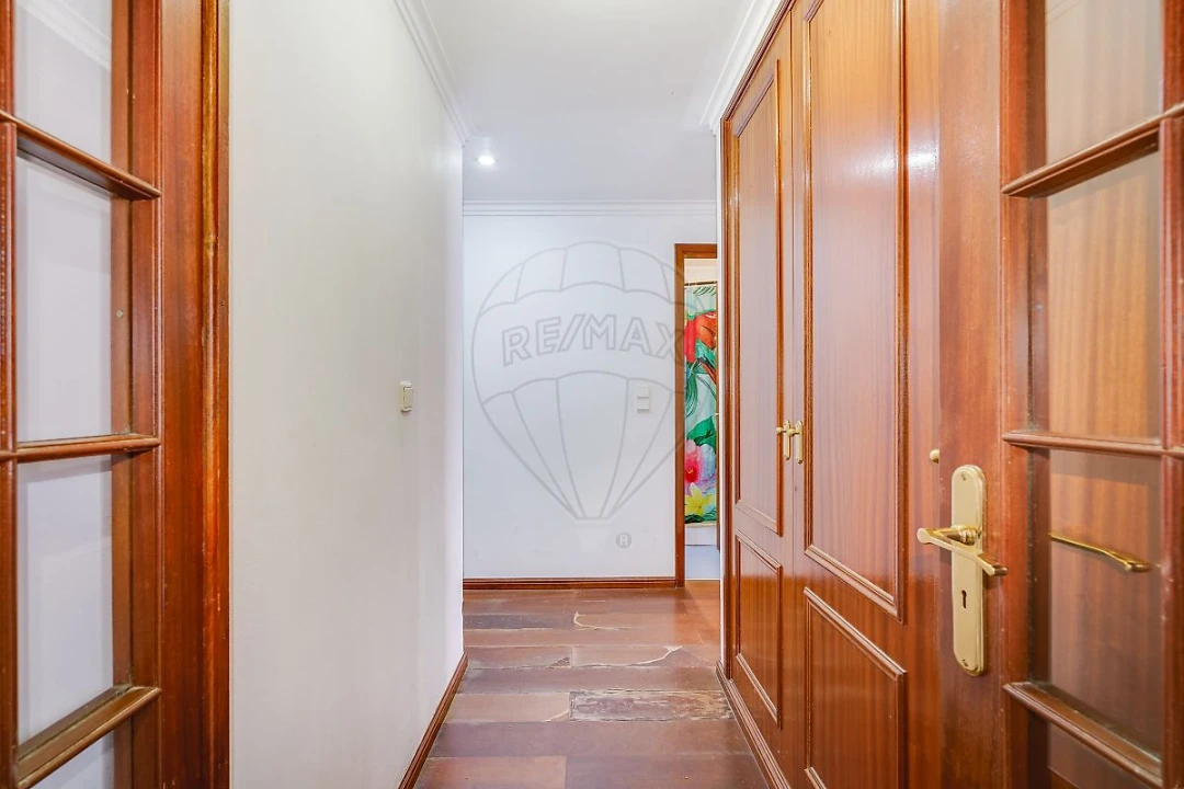 Apartamento T2 para Venda em Algueirão-Mem Martins Foto 12