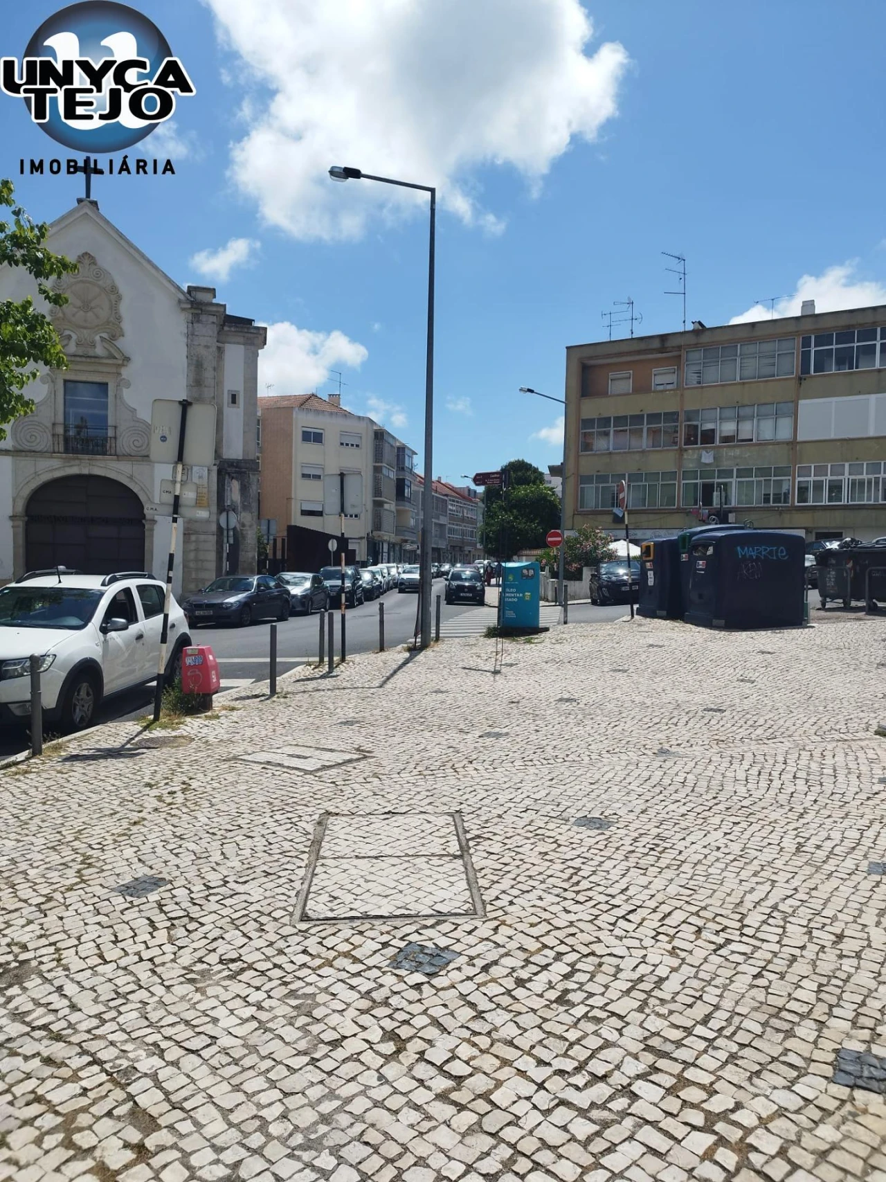 Garagem para Arrendamento em Almada, Cova da Piedade, Pragal e Cacilhas Foto 1