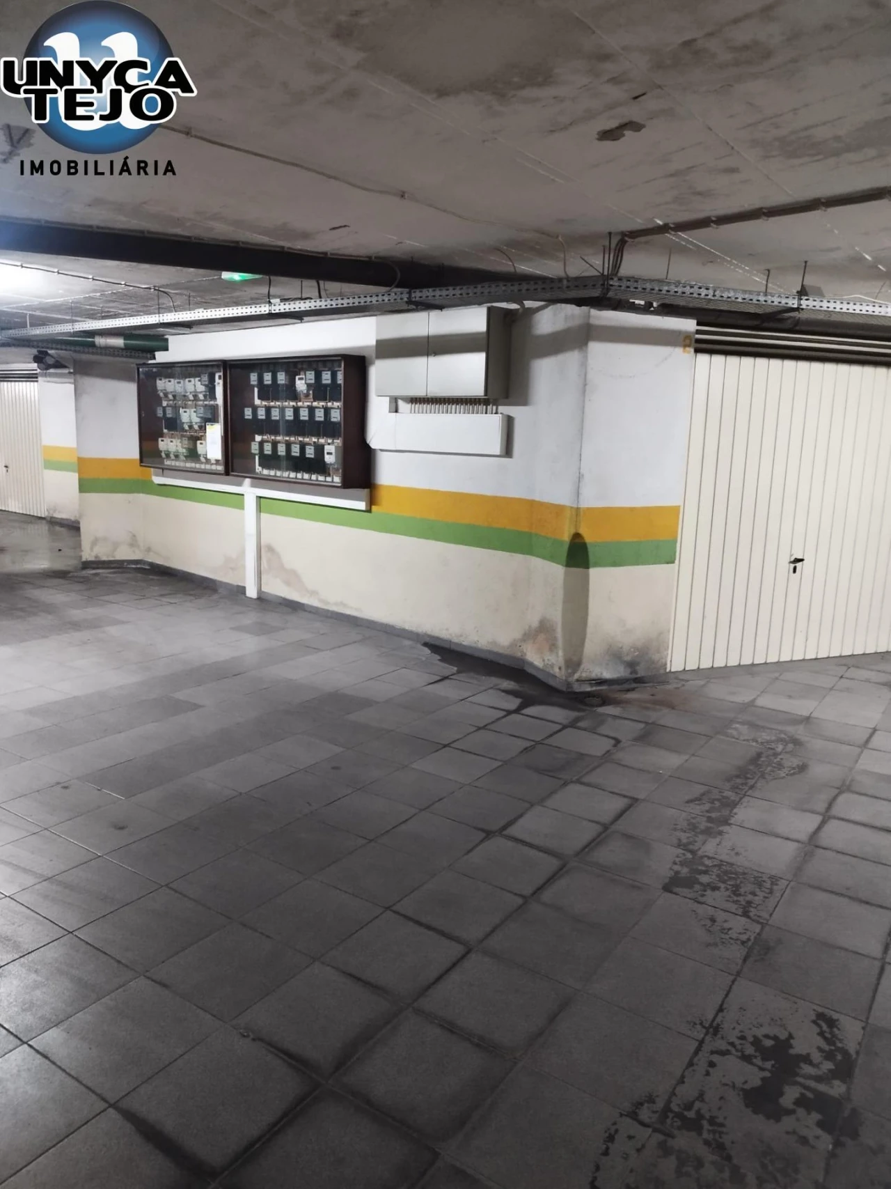 Garagem para Arrendamento em Almada, Cova da Piedade, Pragal e Cacilhas Foto 9
