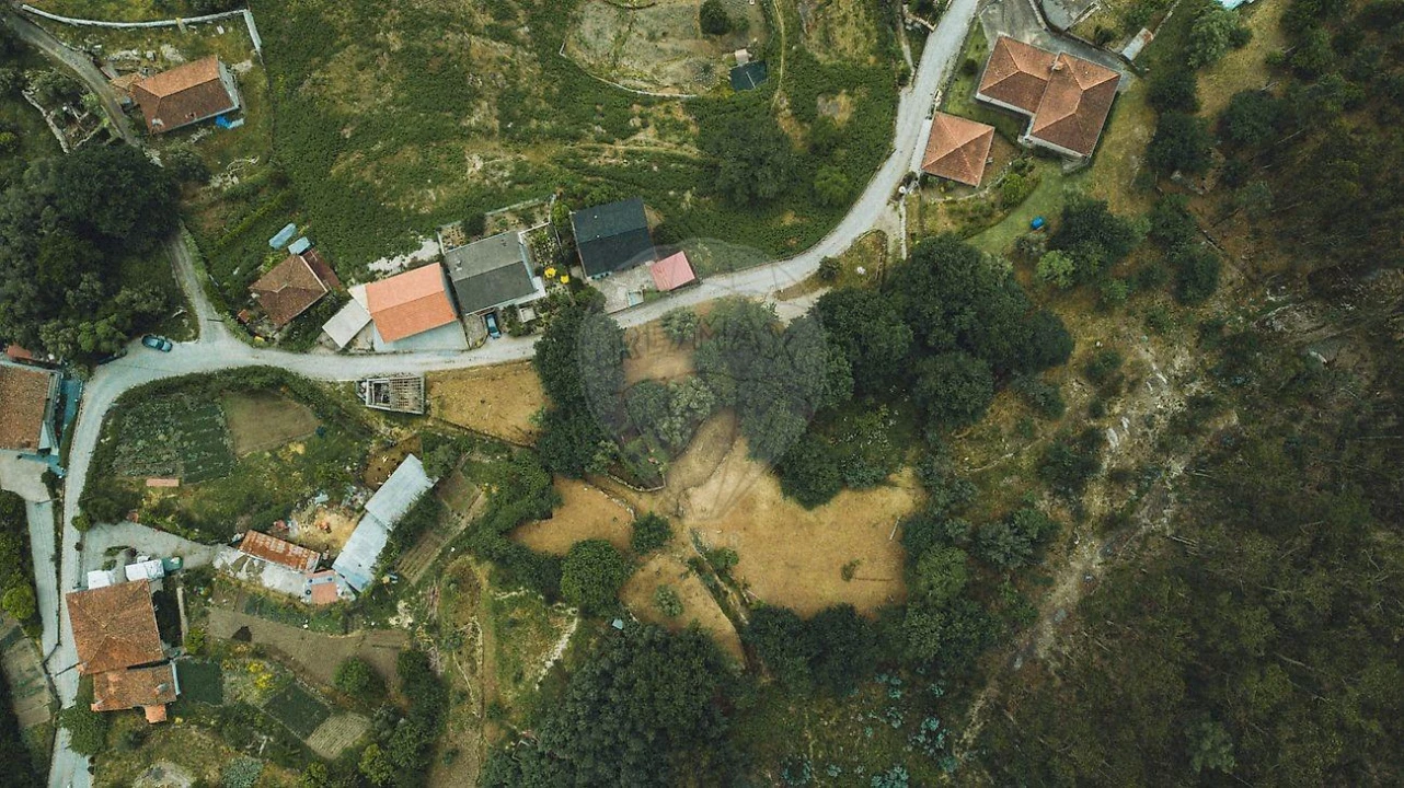 Moradia T1 para Venda em Travassos Foto 43