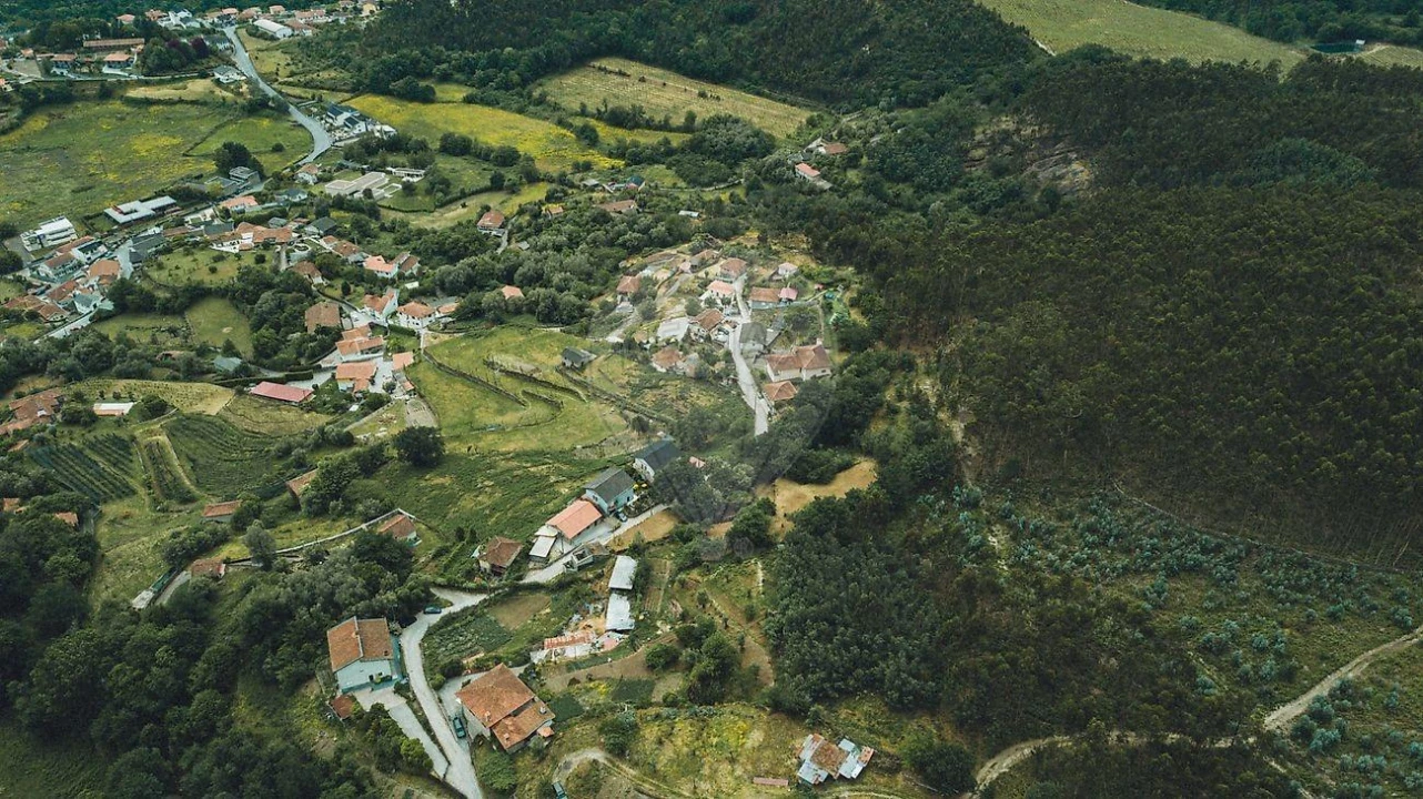 Moradia T1 para Venda em Travassos Foto 44