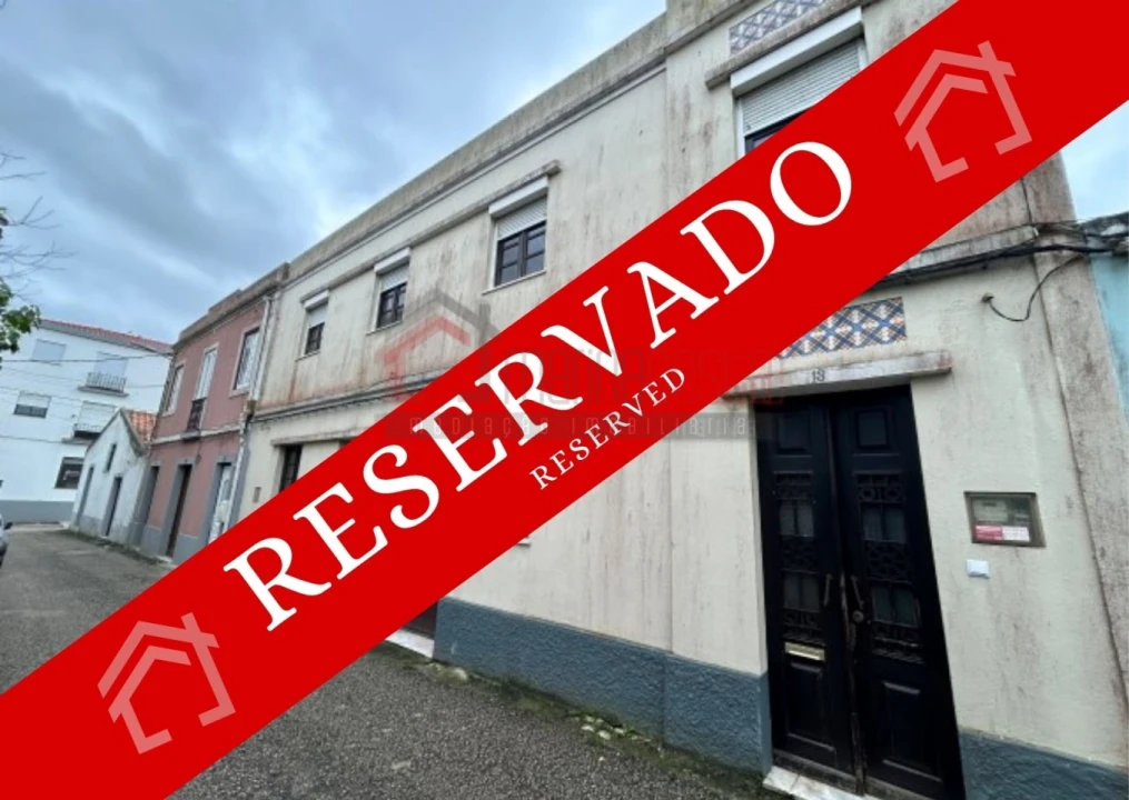 Moradia T2 para Venda em Peniche Foto 1