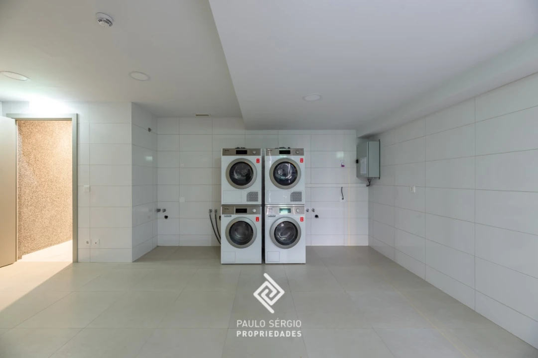 Apartamento T1 para Arrendamento em Santa Marinha e São Pedro da Afurada Foto 17
