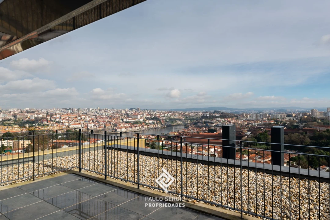 Apartamento T1 para Arrendamento em Santa Marinha e São Pedro da Afurada Foto 4
