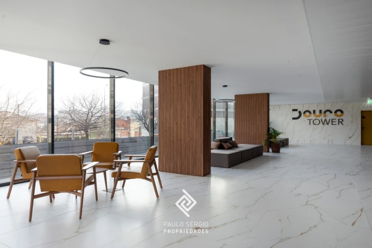 Apartamento T1 para Arrendamento em Santa Marinha e São Pedro da Afurada Foto 6
