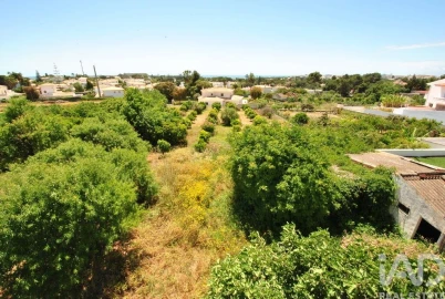 Terreno para Venda em Albufeira e Olhos de Água