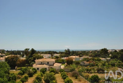 Terreno para Venda em Albufeira e Olhos de Água