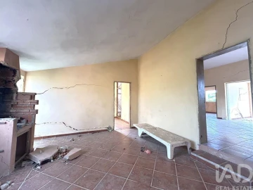 Terreno para Venda em Santa Barbara de Nexe