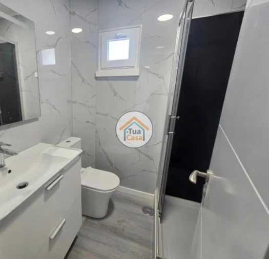 Apartamento T3 para Venda em Laranjeiro e Feijó Foto 21