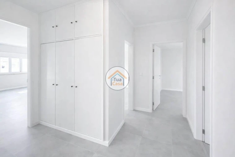 Apartamento T3 para Venda em Laranjeiro e Feijó Foto 6