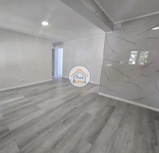 Apartamento T3 para Venda em Laranjeiro e Feijó Foto 22