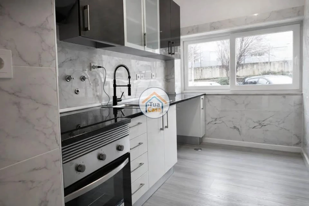 Apartamento T3 para Venda em Laranjeiro e Feijó Foto 3