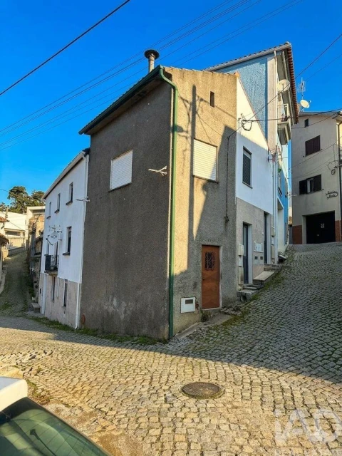 Moradia para Venda em Insua