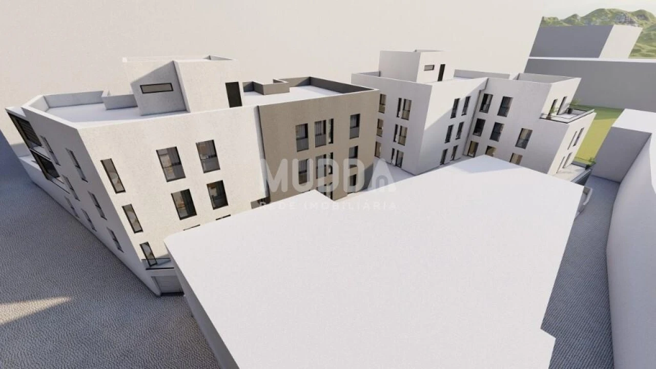 Apartamento T1 para Venda em Sé, Santa Maria e Meixedo Foto 20