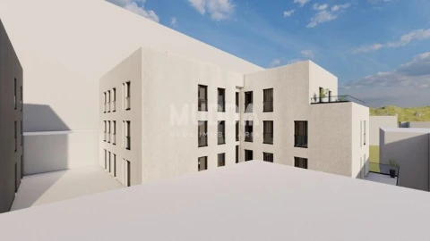 Apartamento T1 para Venda em Sé, Santa Maria e Meixedo