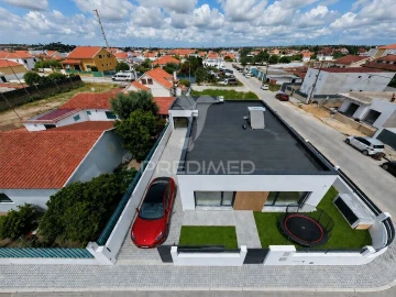 Moradia T3 para Venda em Fernao Ferro