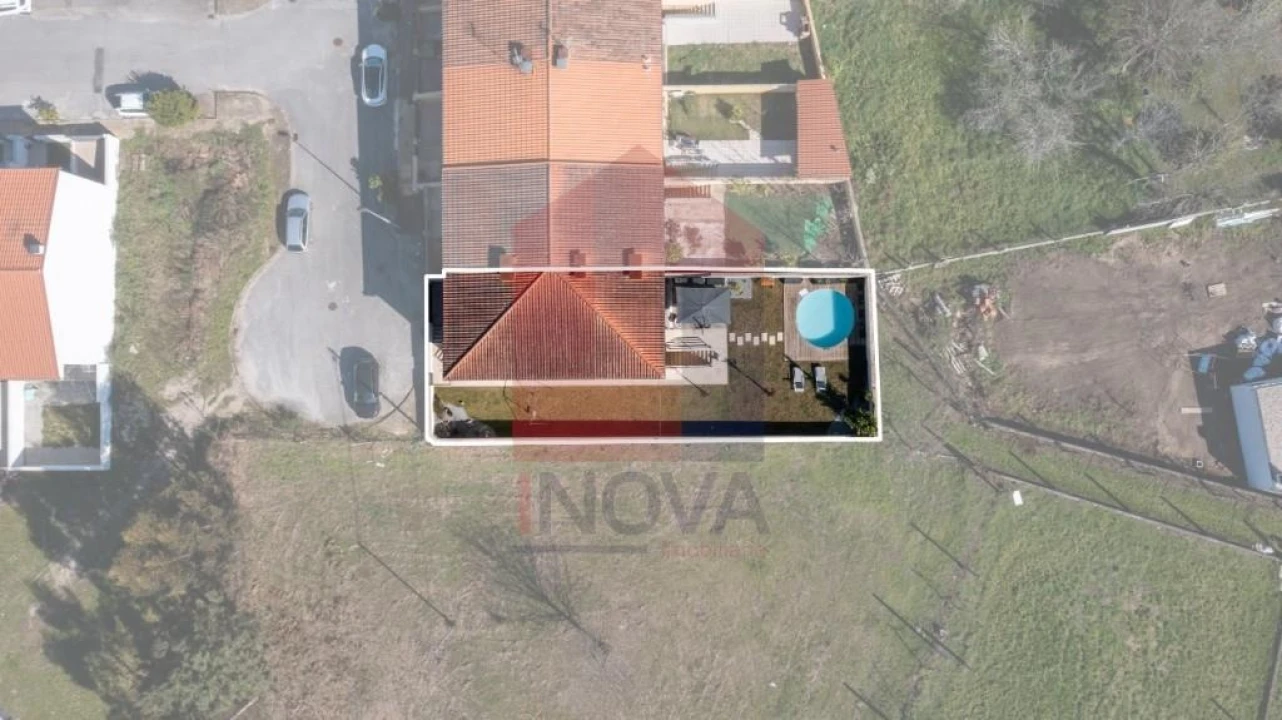 Moradia T3 para Venda em Turiz Foto 17