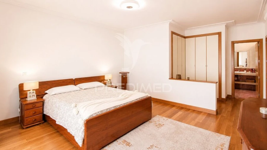 Apartamento T4 para Venda em Póvoa de Santa Iria e Forte da Casa Foto 20