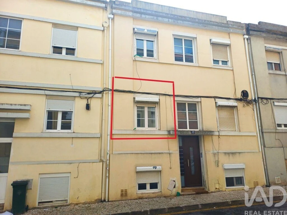 Apartamento T1 para Arrendamento em Penha de França Foto 20