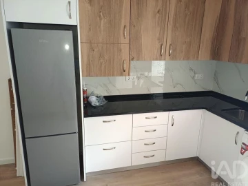Apartamento T1 para Arrendamento em Penha de França