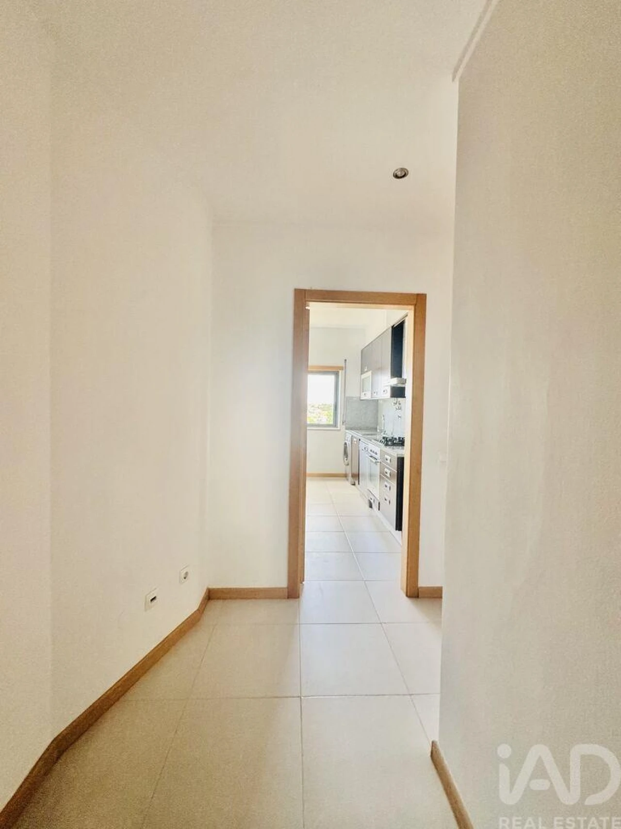 Apartamento T1 para Venda em Charneca de Caparica e Sobreda Foto 9