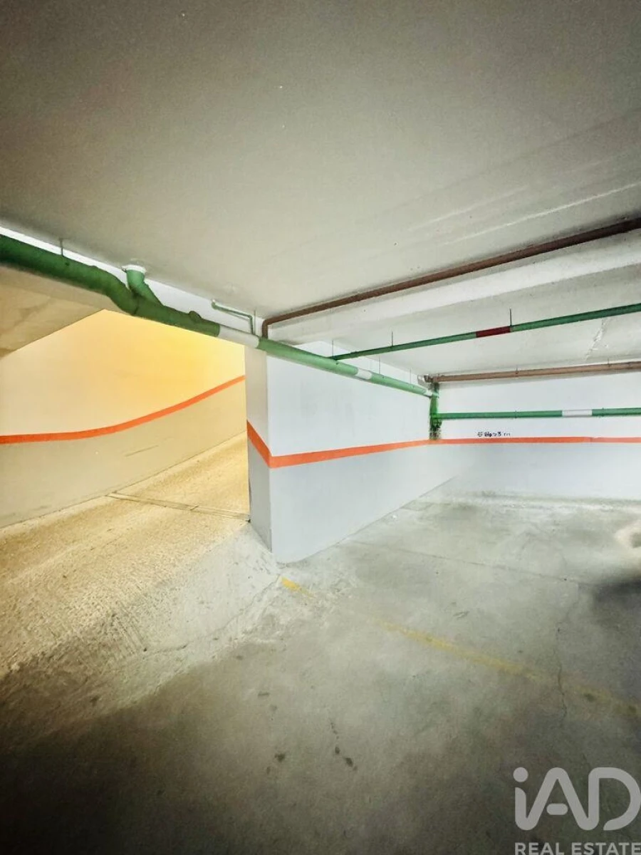 Apartamento T1 para Venda em Charneca de Caparica e Sobreda Foto 12
