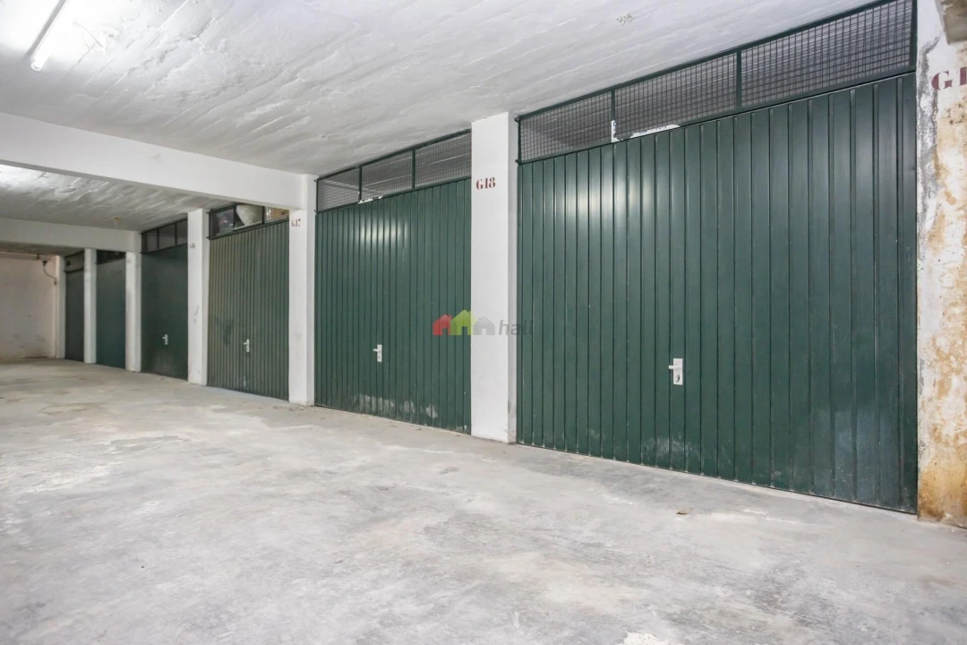 Garagem para Venda em Setubal (São Sebastião) Foto 3