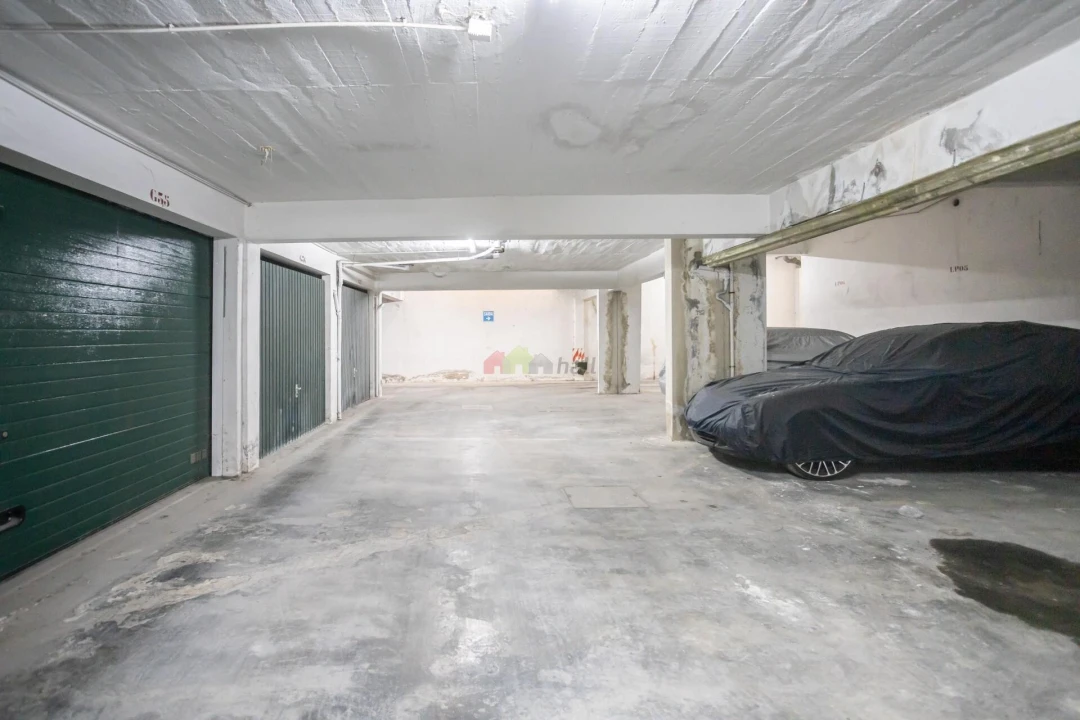 Garagem para Venda em Setubal (São Sebastião) Foto 2
