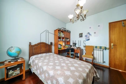 Quinta T5 para Venda em Pedroso e Seixezelo