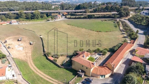 Quinta T5 para Venda em Pedroso e Seixezelo