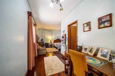 Quinta T5 para Venda em Pedroso e Seixezelo