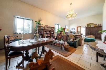 Quinta T5 para Venda em Pedroso e Seixezelo