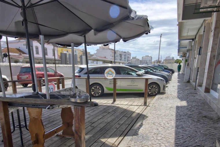 Loja para Venda em Olhão Foto 3